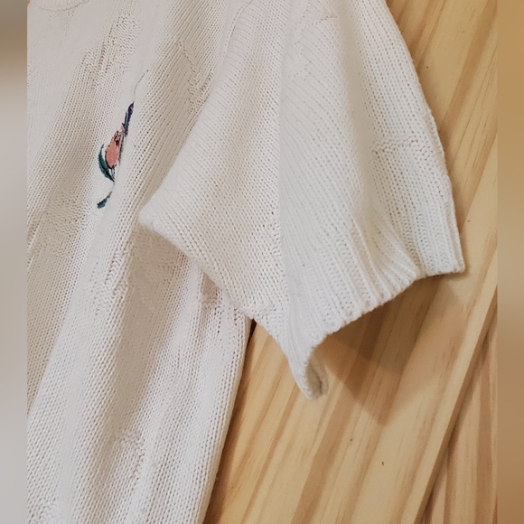 Vintage Worthington No Size White Knit Embroidered Short Sleeve Sweater - Picture 6 of 8